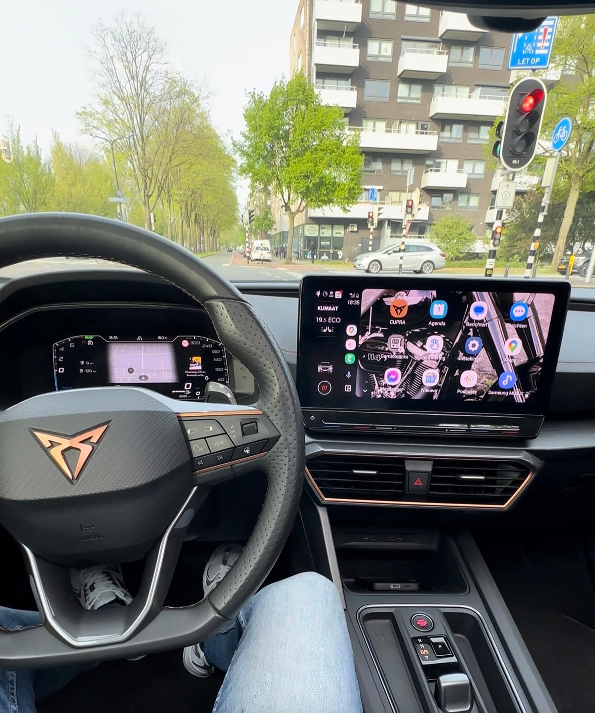 Cockpit Cupra Formentor met digitaal dashboard en infotainment